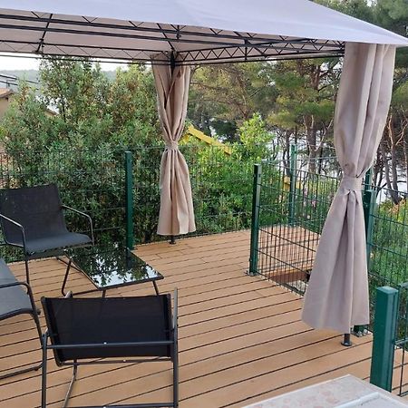 Janus Apartments Jelsa  Extérieur photo