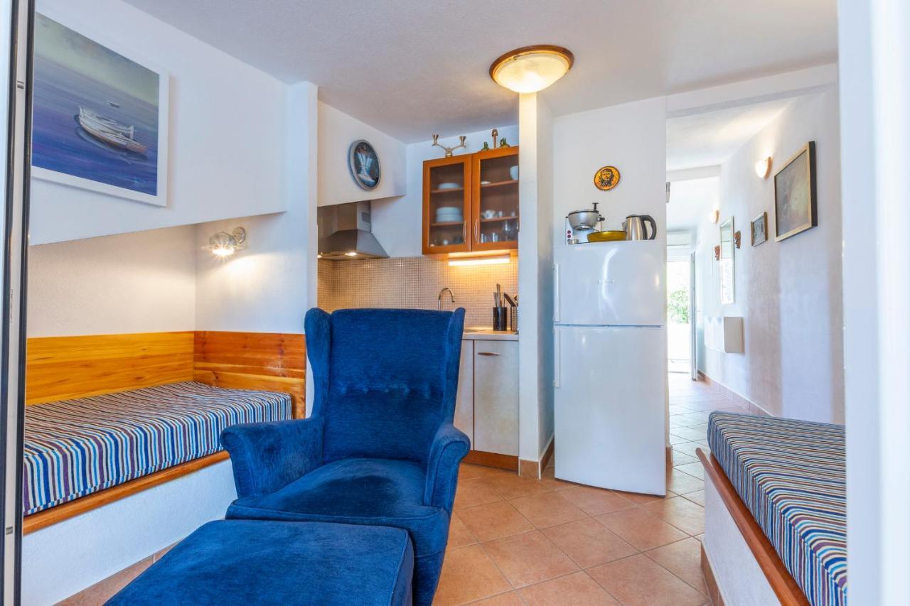 Janus Apartments Jelsa  Extérieur photo