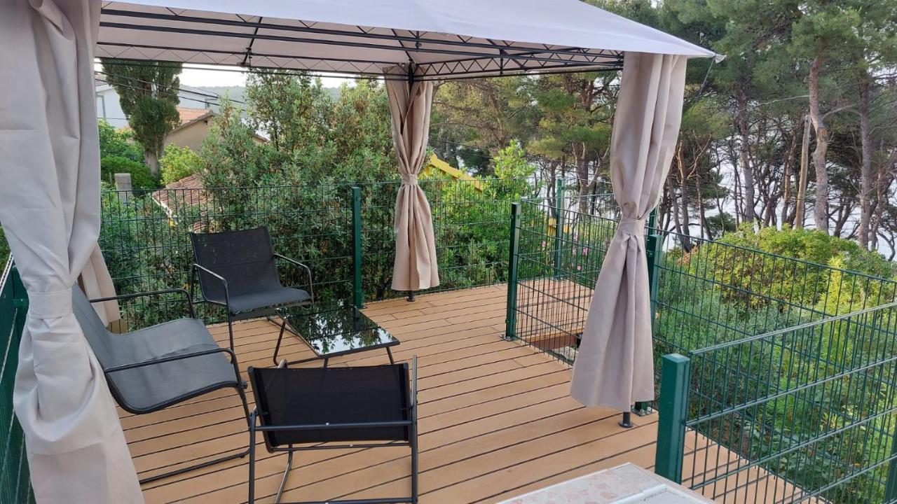 Janus Apartments Jelsa  Extérieur photo