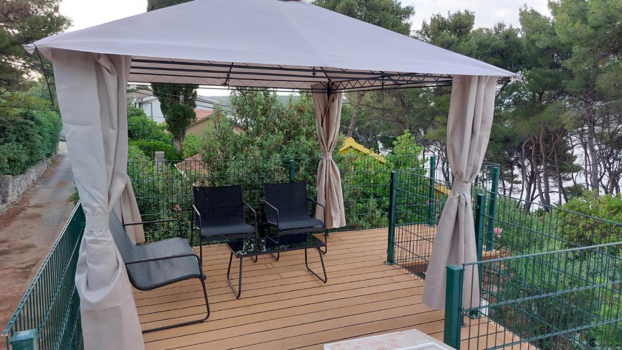 Janus Apartments Jelsa  Extérieur photo